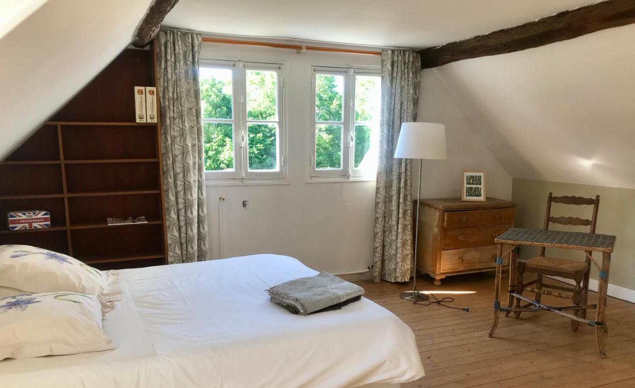 Gite De Mauxe Acquigny 外观 照片