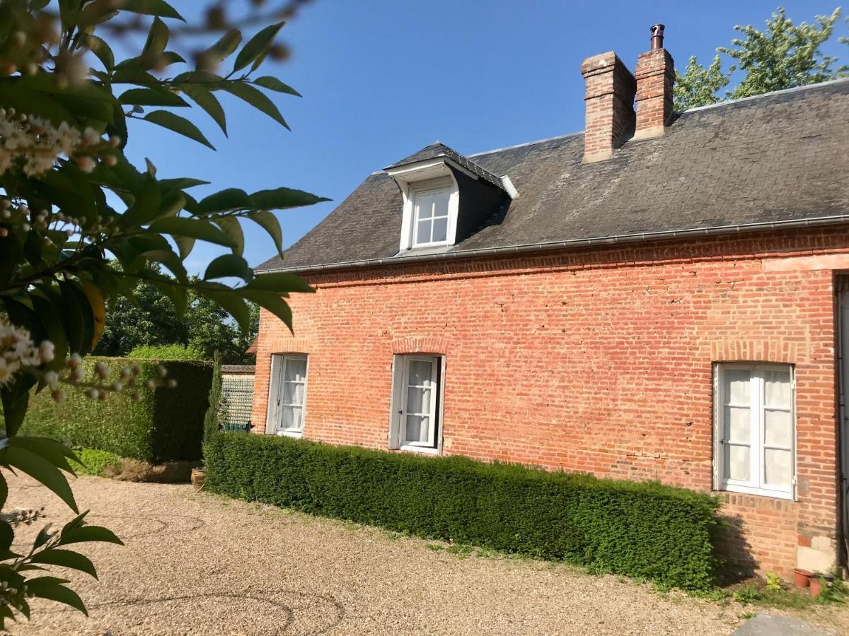 Gite De Mauxe Acquigny 外观 照片