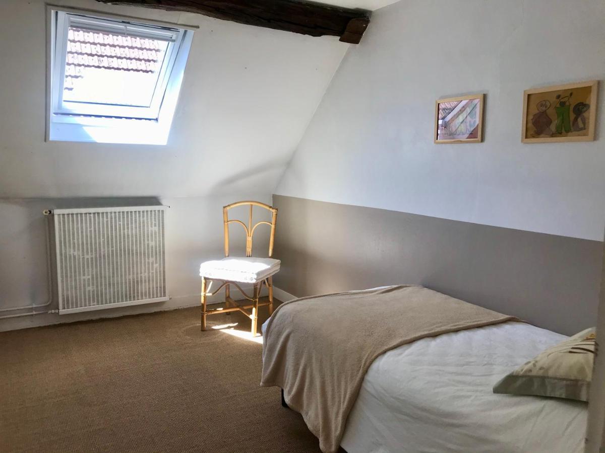 Gite De Mauxe Acquigny 外观 照片